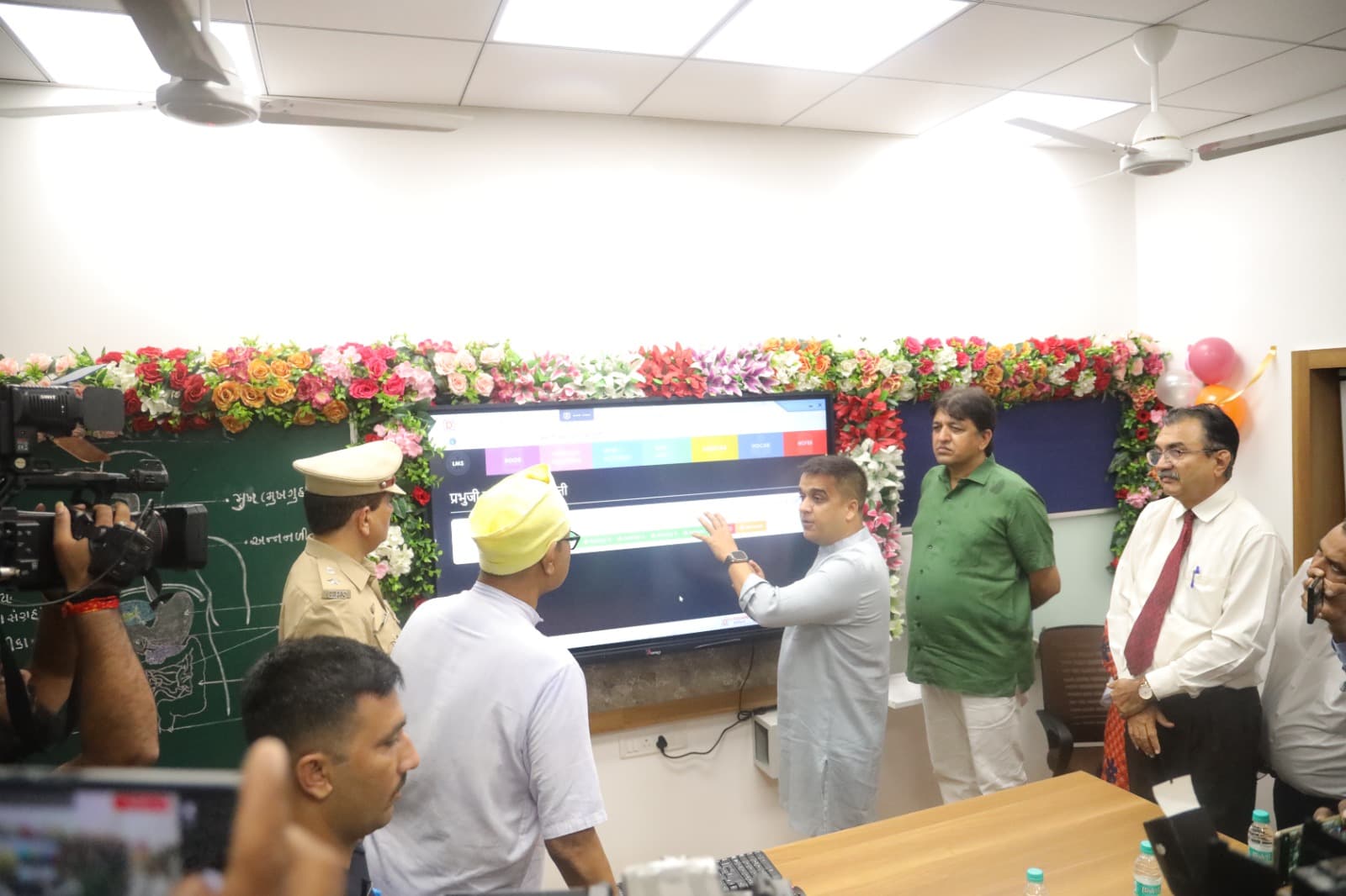 સુરતની લાજપોર મધ્યસ્થ જેલ, બની શિક્ષણ મંદિર